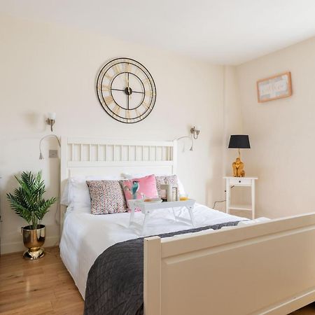 Spacious 1 Bed Oxford Street Apartment - Sleeps 4 Londyn Zewnętrze zdjęcie