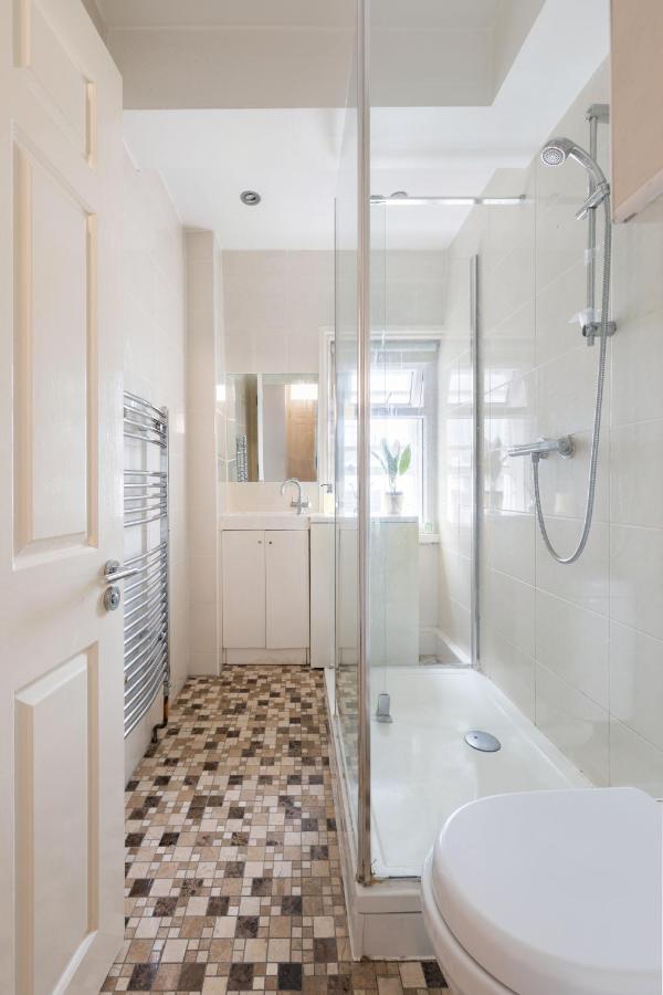 Spacious 1 Bed Oxford Street Apartment - Sleeps 4 Londyn Zewnętrze zdjęcie